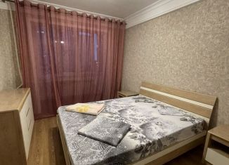 Сдается трехкомнатная квартира, 80 м2, Дагестан, проспект Акулиничева, 15А