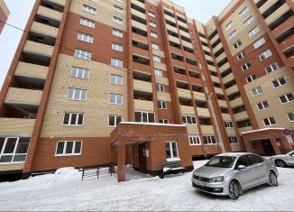 Продается однокомнатная квартира, 38 м2, Йошкар-Ола, улица Петрова, 32А, микрорайон Мирный