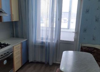Продажа 3-комнатной квартиры, 67 м2, Котельнич, улица Чапаева, 41