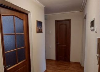 Сдается 2-комнатная квартира, 55 м2, Новгородская область, улица Латышских Гвардейцев, 6