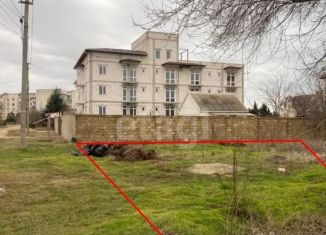 Продаю земельный участок, 5 сот., поселок городского типа Новофёдоровка, Светлая улица