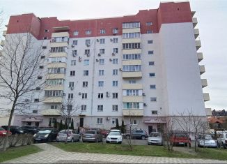 Продается 2-комнатная квартира, 62.4 м2, Геленджик, улица Жуковского, 18