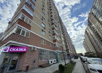 Продается 3-комнатная квартира, 96.7 м2, Краснодарский край, улица Цезаря Куникова, 24к3
