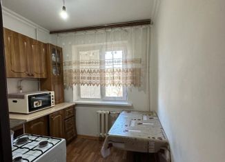 Продам двухкомнатную квартиру, 46 м2, Грозный, бульвар Султана Дудаева, 11, 1-й микрорайон