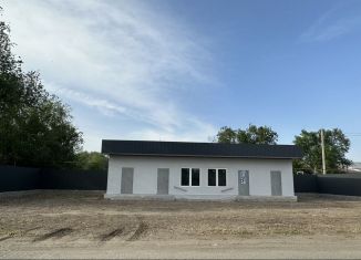 Продаю помещение свободного назначения, 2000 м2, Нефтекумск, улица Мира, 22