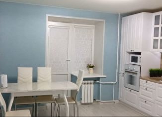 Продам трехкомнатную квартиру, 108.5 м2, Йошкар-Ола, улица Кирова, 3Б, микрорайон Ленинский