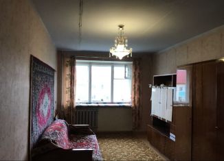 Сдам 2-комнатную квартиру, 47 м2, Мончегорск, улица Бредова, 15