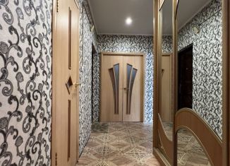 Продается двухкомнатная квартира, 55 м2, Шимановск, улица Левченко, 2