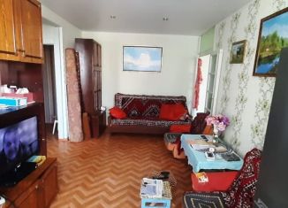 Продаю двухкомнатную квартиру, 45 м2, Новочебоксарск, улица Винокурова, 26