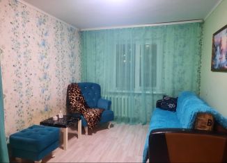 Сдаю 1-ком. квартиру, 30 м2, Магнитогорск, улица Грязнова, 8