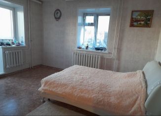 Сдам в аренду 1-ком. квартиру, 50 м2, Ачинск, Индустриальная улица, 16Б