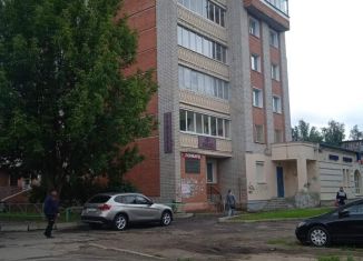 Продам торговую площадь, 125 м2, Ивановская область, проспект Строителей, 68А