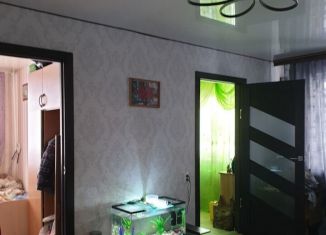 Продажа трехкомнатной квартиры, 48 м2, Назарово, улица 30 лет ВЛКСМ, 42А
