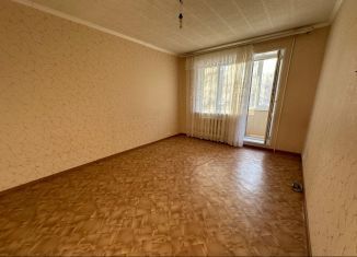 Продам 1-комнатную квартиру, 37 м2, Ульяновск, проспект Ленинского Комсомола, 24