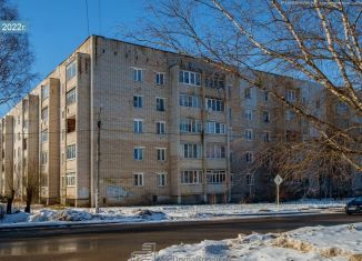 Продажа 2-комнатной квартиры, 53 м2, Гагарин, улица Строителей