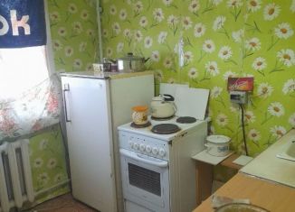 Продам 3-ком. квартиру, 50 м2, Ангарск, 1-я Озёрная улица, 3