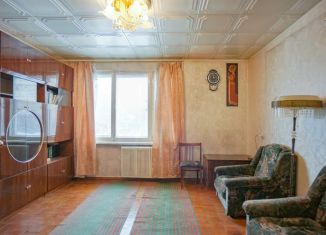 Продается 3-ком. квартира, 58 м2, Екатеринбург, метро Площадь 1905 года, улица Крауля, 53