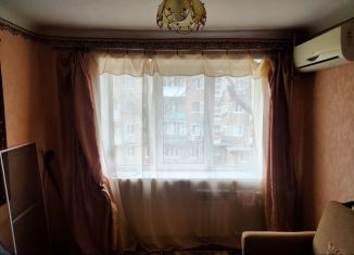 Продам комнату, 12 м2, Таганрог, улица Пальмиро Тольятти, 24-2