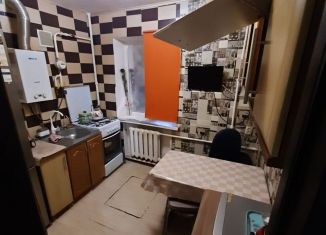 2-комнатная квартира на продажу, 40 м2, Батайск, улица Луначарского, 166
