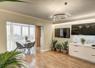 Продам 2-комнатную квартиру, 88 м2, Сочи, Виноградная улица, 4, ЖК Виктория