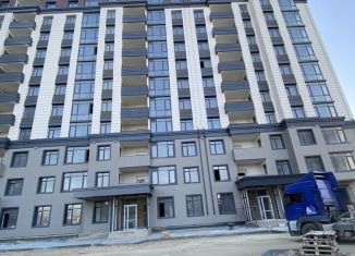 2-комнатная квартира на продажу, 88.3 м2, Каспийск, улица Магомеда Халилова, 3А