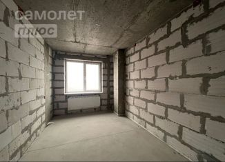 Продаю 1-комнатную квартиру, 42 м2, Ростовская область, улица Ларина, 45с2