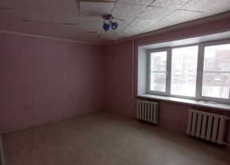 Продам двухкомнатную квартиру, 40.7 м2, Кировская область, Сосновая улица, 38