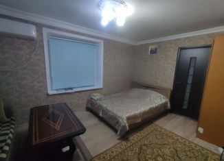 Сдается 1-комнатная квартира, 35 м2, Дагестан, улица Саида Габиева, 24