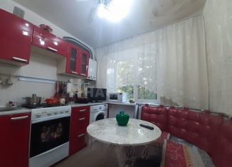 Продается 3-комнатная квартира, 68 м2, Каменск-Шахтинский, переулок Башкевича, 92А