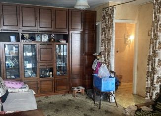 Продам 2-комнатную квартиру, 44 м2, Волгоградская область, Петропавловская улица, 89