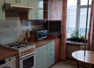 2-ком. квартира в аренду, 48 м2, Санкт-Петербург, проспект Славы, 2к1