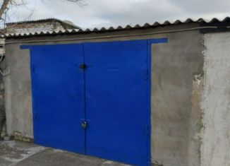 Продам гараж, 30 м2, Астраханская область, улица Черно-Иванова
