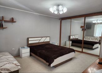 Сдаю в аренду квартиру студию, 31 м2, Крым, улица Чехова, 1