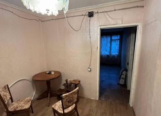 Продается 3-ком. квартира, 42 м2, Санкт-Петербург, улица Подводника Кузьмина, 20