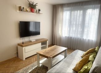 Сдается 1-комнатная квартира, 32 м2, Москва, улица Паршина, 13