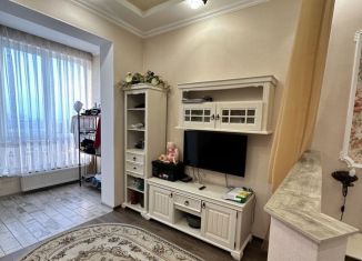 Продажа 1-ком. квартиры, 53 м2, Симферополь, улица Павленко, 3