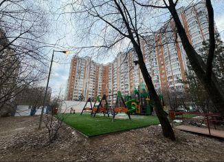 Продам трехкомнатную квартиру, 72.8 м2, Москва, Нахимовский проспект, 33/2, метро Профсоюзная