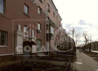 Продаю 3-ком. квартиру, 65 м2, Воронеж, Ленинградская улица, 55