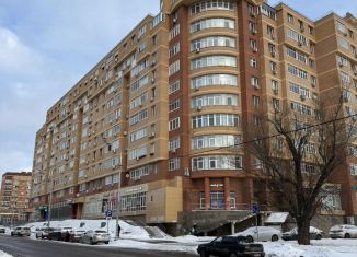 Сдается 1-комнатная квартира, 48 м2, Москва, улица Соловьиная Роща, 16, район Куркино