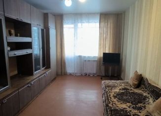 Сдается 1-ком. квартира, 30 м2, Дзержинск, улица Комбрига Патоличева