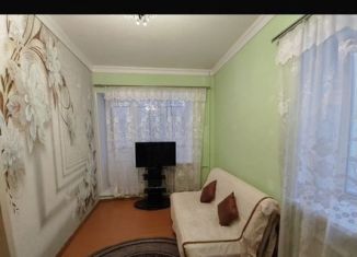 Продается 1-ком. квартира, 30 м2, Челябинск, улица Бажова, 95, Тракторозаводский район