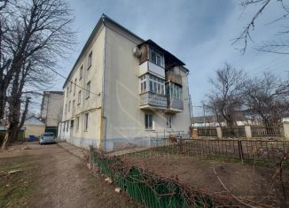 Продаю 2-комнатную квартиру, 35 м2, Пятигорск, улица Ермолова, 221