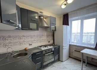 Продается трехкомнатная квартира, 62.5 м2, Курганская область, Кооперативная улица, 11