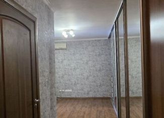 Сдам 2-комнатную квартиру, 58 м2, Ставрополь, улица Пирогова, 94