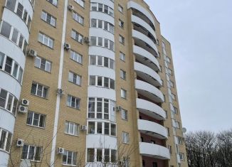 Продается 2-ком. квартира, 65 м2, Ставрополь, улица Ленина, 417И, микрорайон № 22