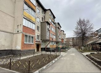 Продается 2-комнатная квартира, 51 м2, Владикавказ, проспект Коста, 281/3, 5-й микрорайон