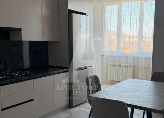 Сдаю в аренду 1-ком. квартиру, 46 м2, Пятигорск, Оранжерейная улица, 17