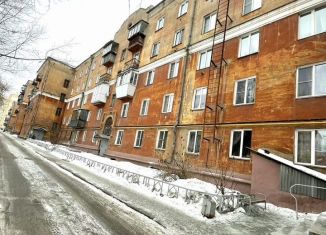 Продам двухкомнатную квартиру, 61 м2, Челябинск, улица Сталеваров, 44А, Металлургический район