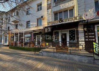 Продается помещение свободного назначения, 136.6 м2, Тихорецк, Октябрьская улица, 7