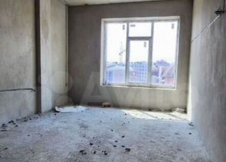 Продам трехкомнатную квартиру, 108 м2, Нальчик, улица Тарчокова, 35